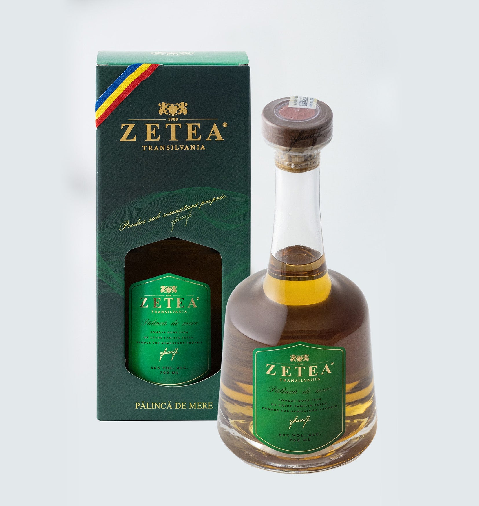 produs Zetea Palinca Mere 2 min